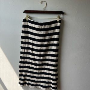 ZARA MIDI SWEATER SKIRT